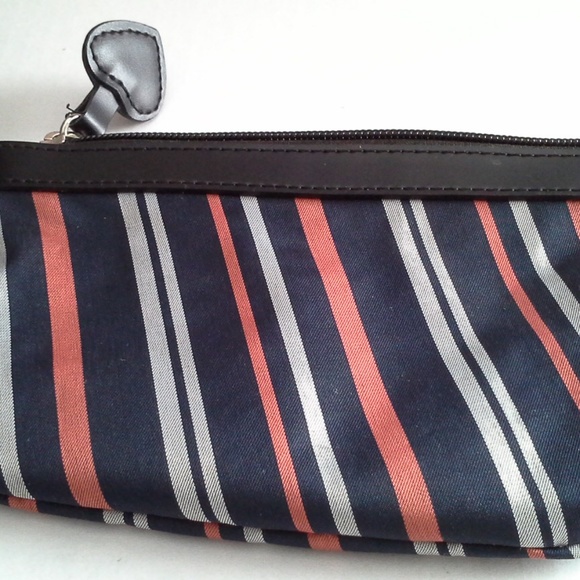 Designer Sharif Studio Handmade Cosmetic Pouch - Picture 4 of 7